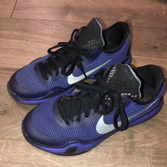 Nike x Kobe Bryant basketball shoes - Picture 1 of 3